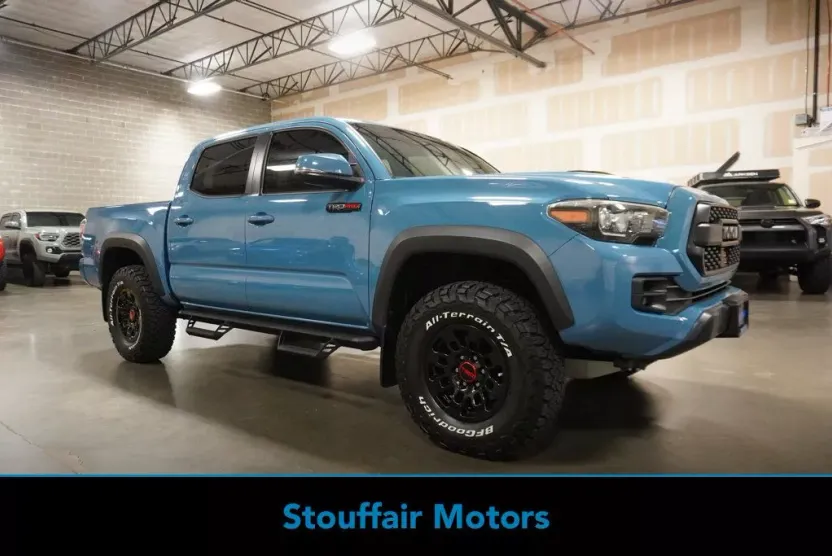 2018 Toyota Tacoma TRD Pro Double Cab V6 4x4 photo 1