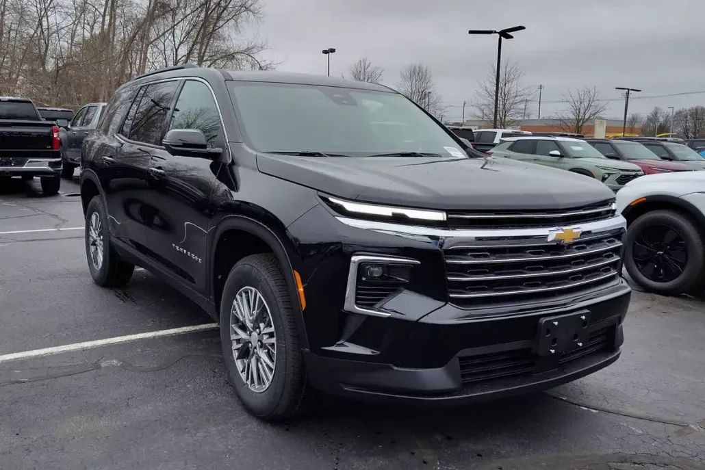 2025 Chevrolet Traverse photo 1