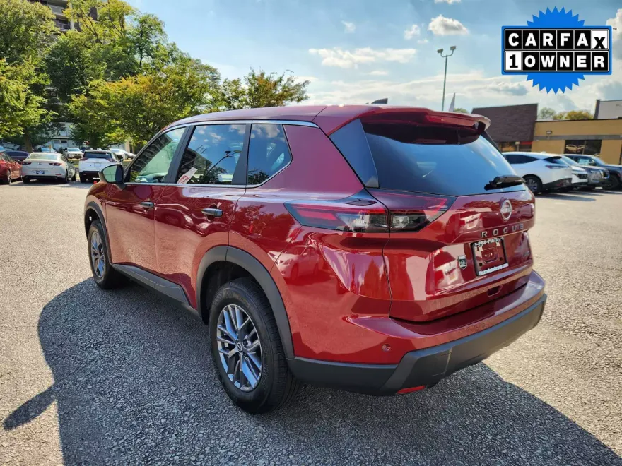 2025 Nissan Rogue S photo 1