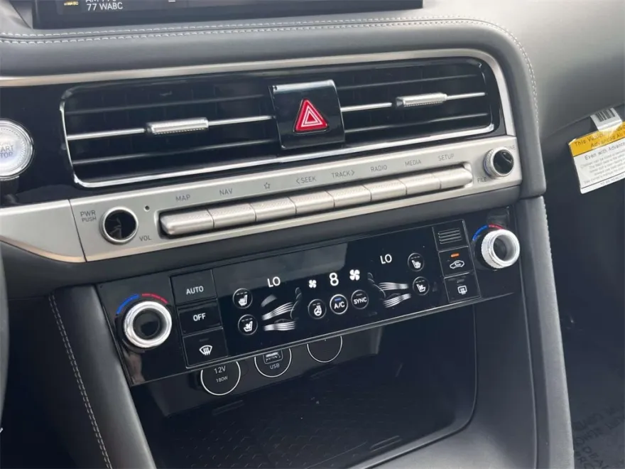 2025 Genesis G70 3.3T Sport Advanced photo 26