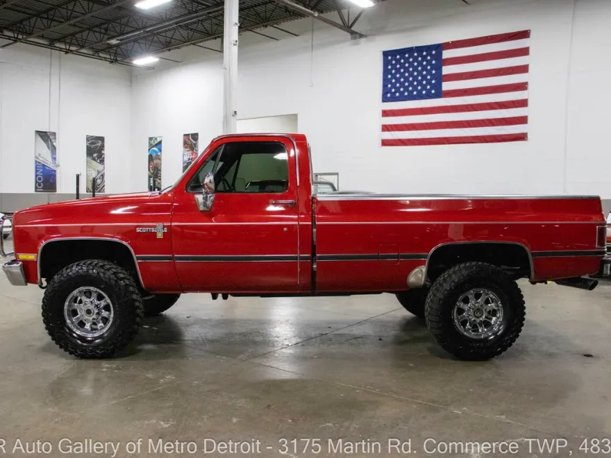1986 Chevrolet C/K Pickup photo 2