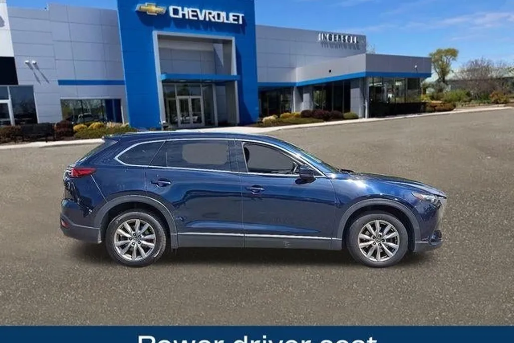 2018 Mazda CX-9 Touring photo 1