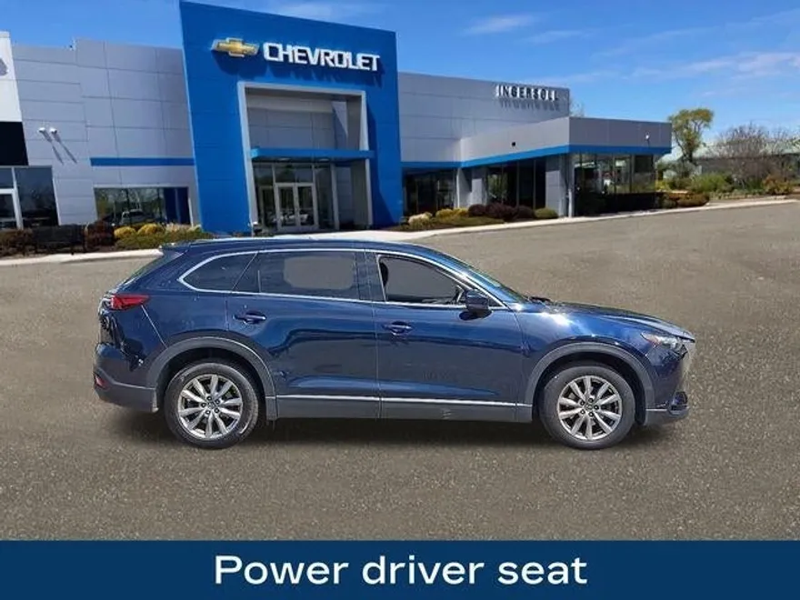 2018 Mazda CX-9 Touring photo 1
