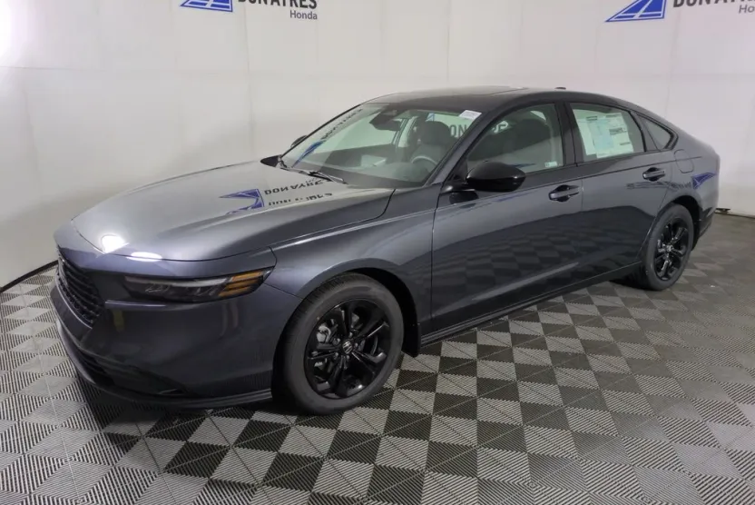 2025 Honda Accord SE photo 1