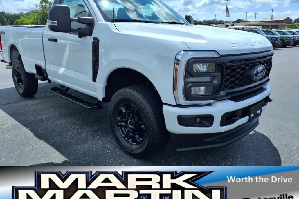 2025 Ford F-250 XL photo 1