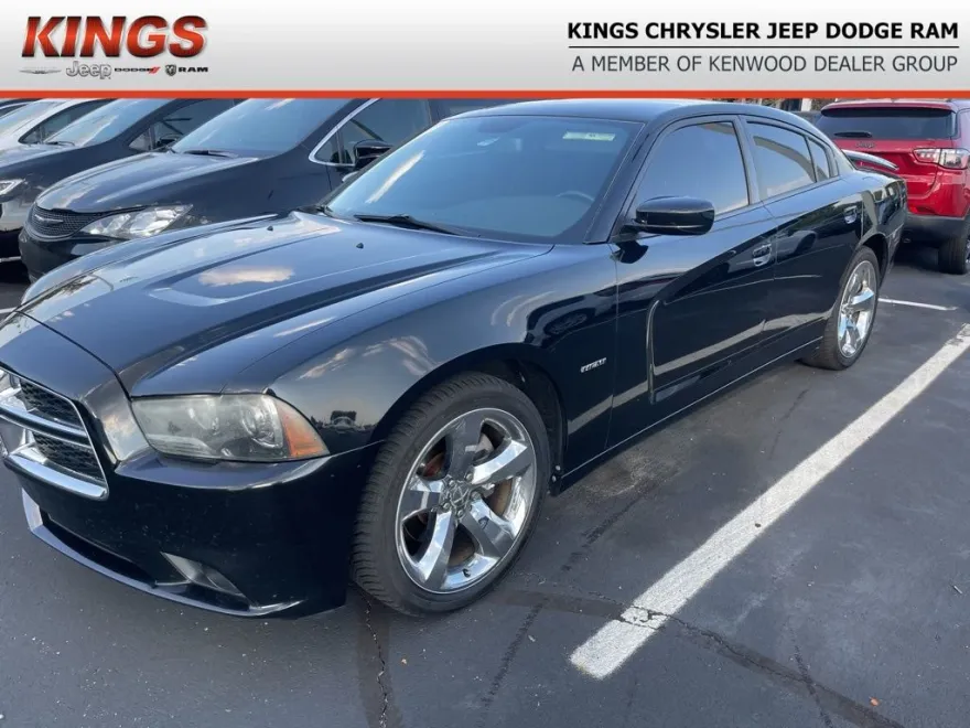 2013 Dodge Charger R/T photo 1