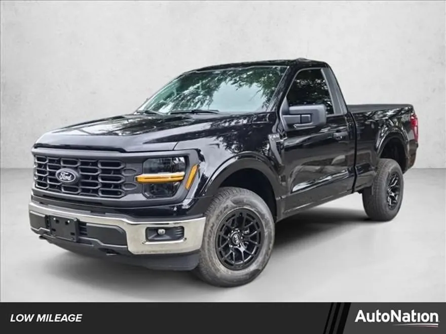 2025 Ford F-150 XL photo 1