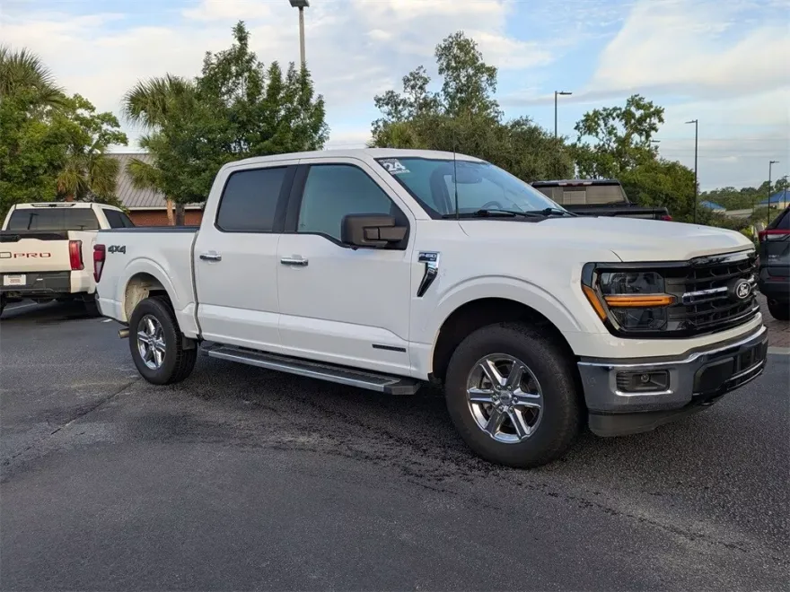 2024 Ford F-150 XLT photo 1