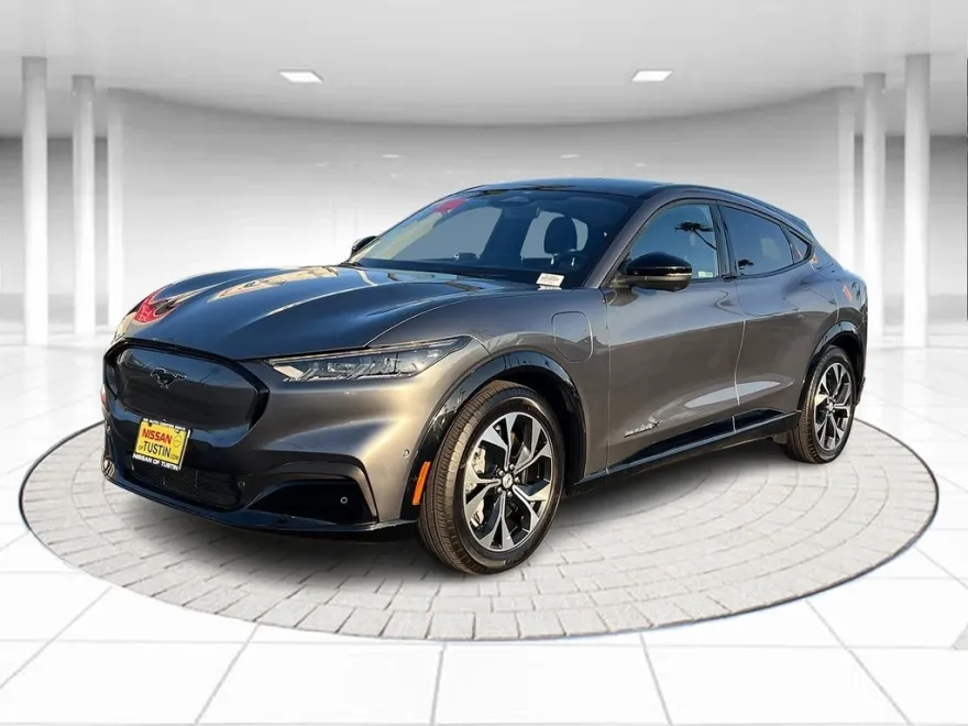 2023 Ford Mustang Mach-E Premium photo 1
