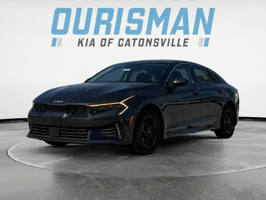 2025 Kia K5 LXS photo 1