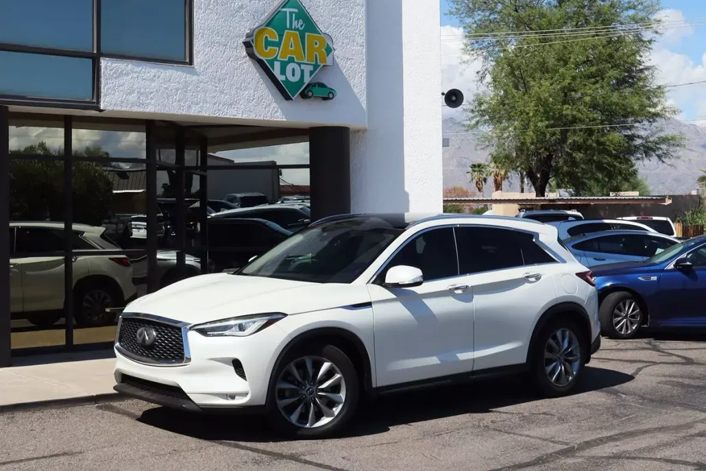 2019 Infiniti QX50 Luxe photo 1