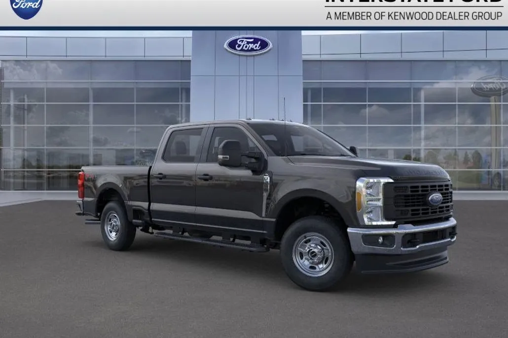 2025 Ford F-250 XL photo 1