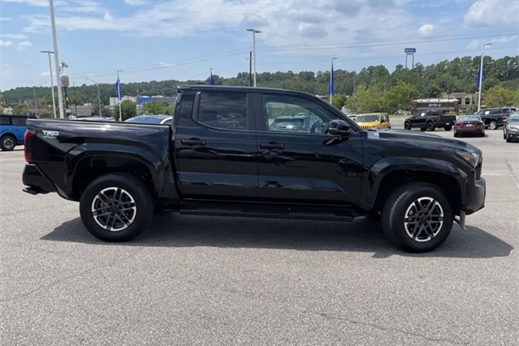 2024 Toyota Tacoma TRD Sport photo 1