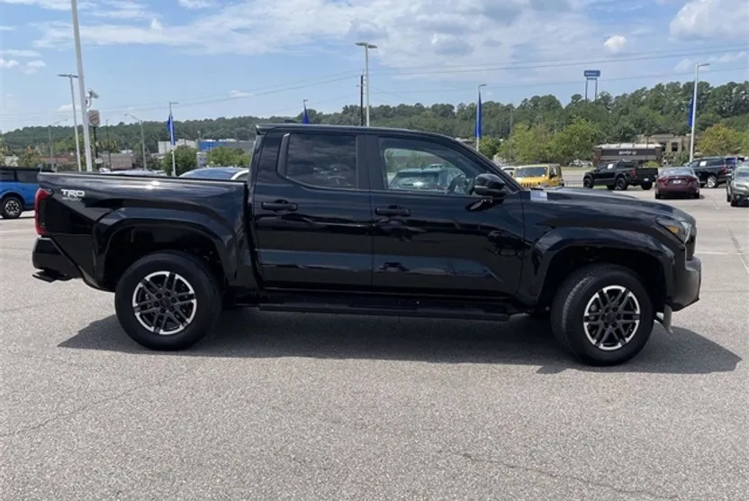 2024 Toyota Tacoma TRD Sport photo 1