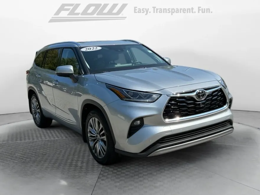 2022 Toyota Highlander Platinum photo 1