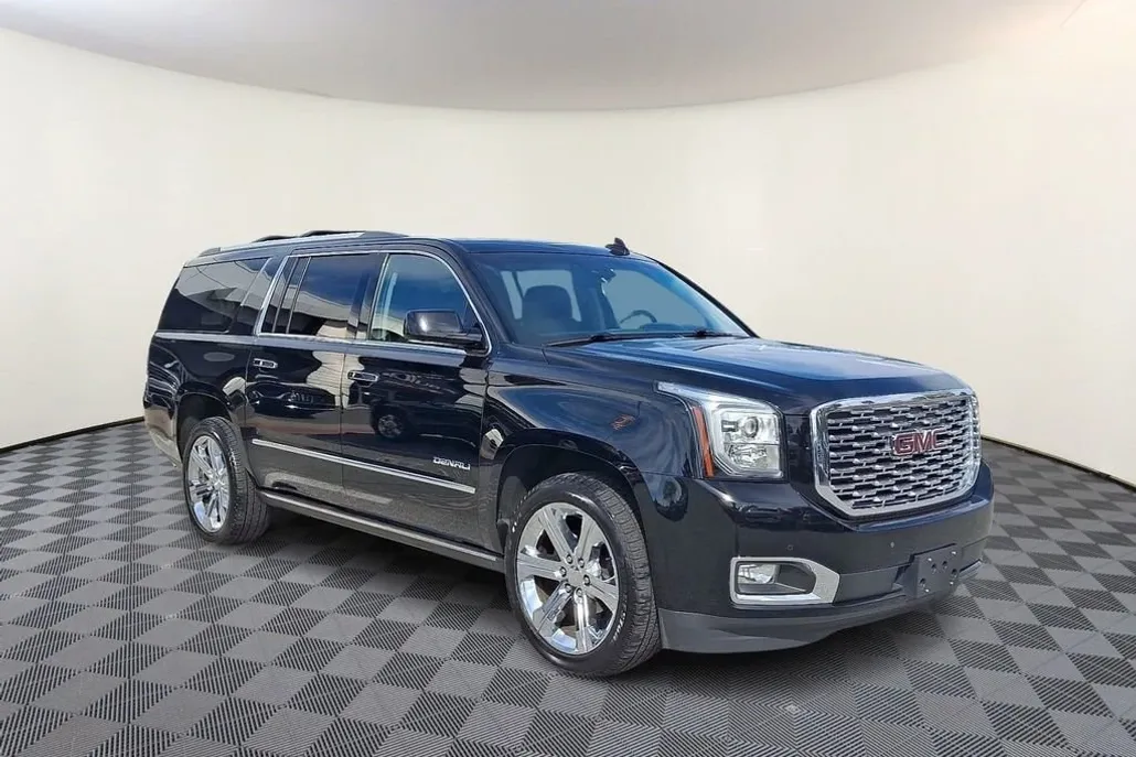 2018 Gmc Yukon XL Denali photo 1