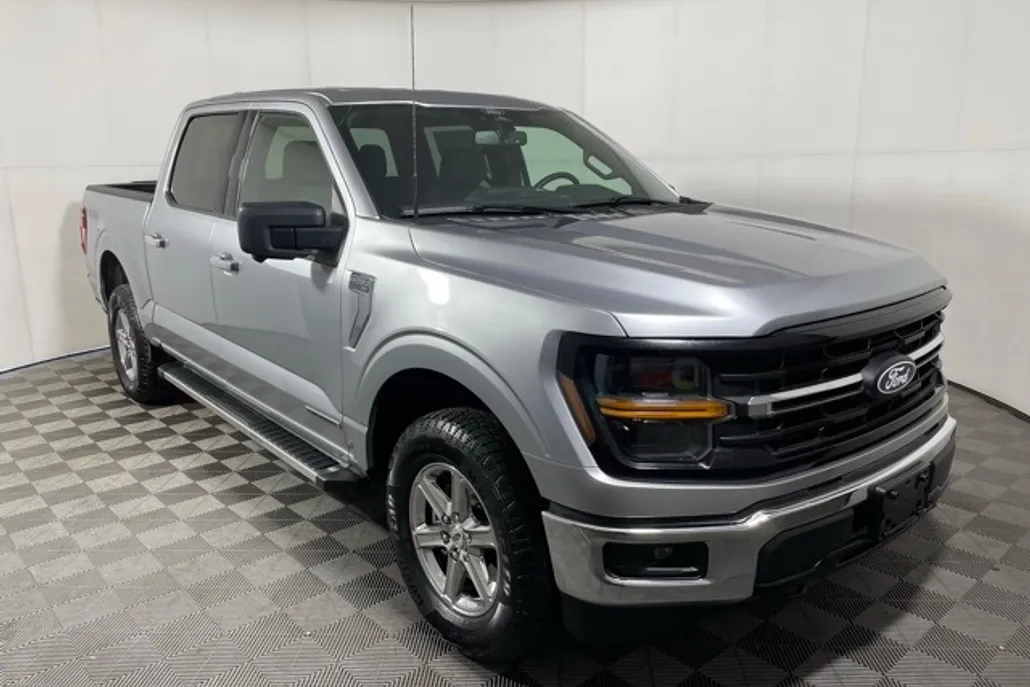 2024 Ford F-150 XLT photo 1