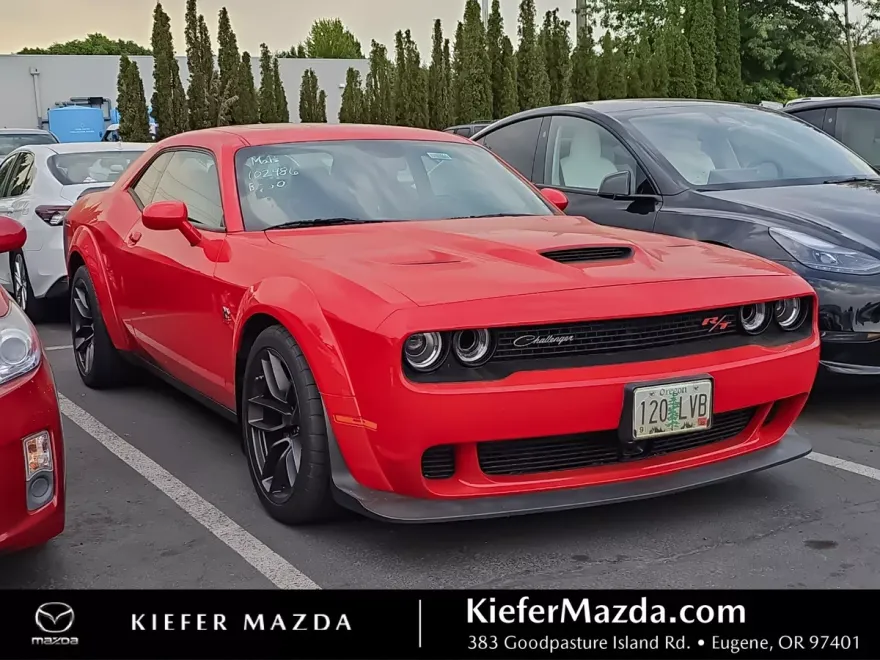 2019 Dodge Challenger R/T Scat Pack Widebody photo 1