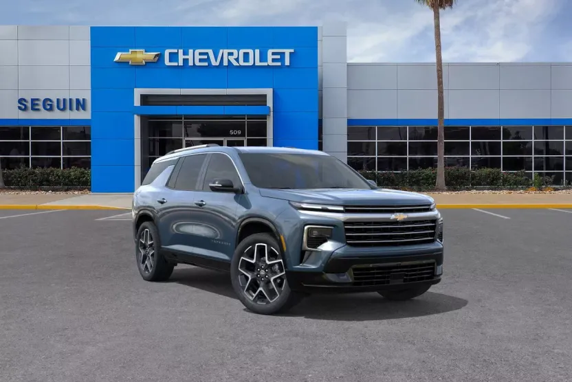 2026 Chevrolet Traverse High Country photo 1