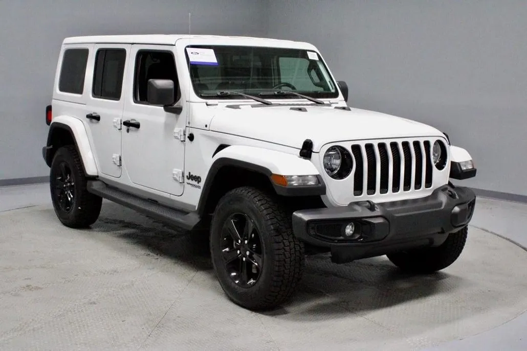 2021 Jeep Wrangler Unlimited Sahara Altitude photo 1
