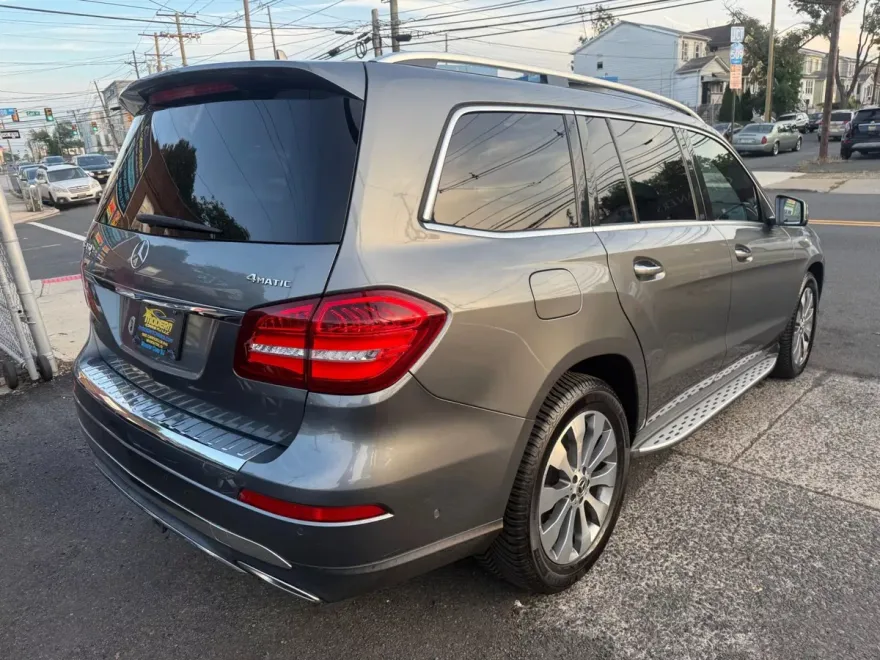 2017 Mercedes Benz GLS 450 photo 1