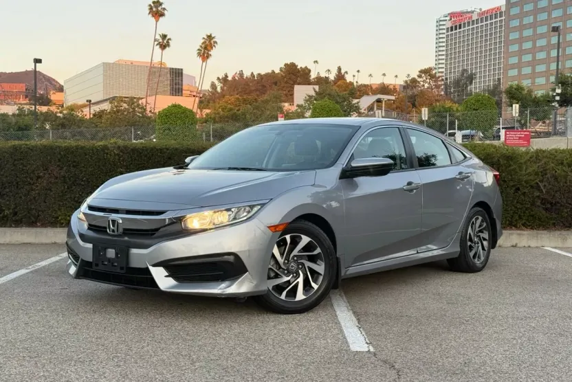 2016 Honda Civic EX photo 1