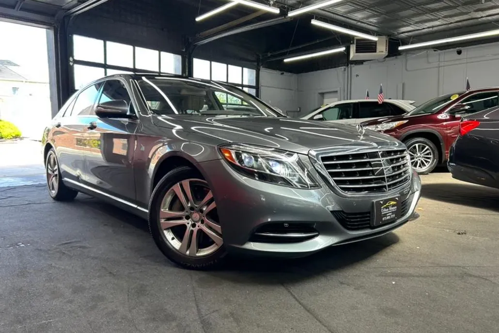 2017 Mercedes Benz S 550 4MATIC photo 1