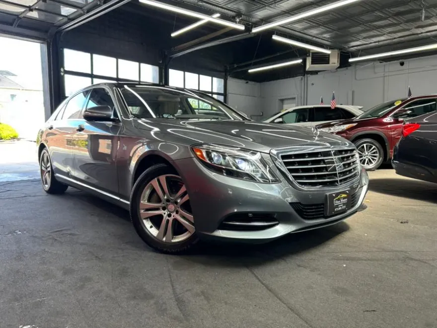 2017 Mercedes Benz S 550 4MATIC photo 1