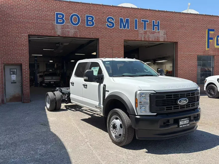 2025 Ford F-450 XL photo 1