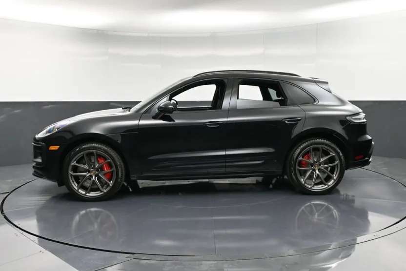 2026 Porsche Macan GTS photo 1