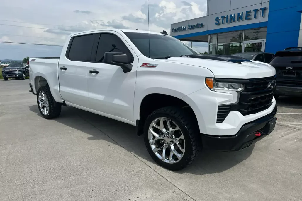 2023 Chevrolet Silverado 1500 LT Trail Boss photo 1