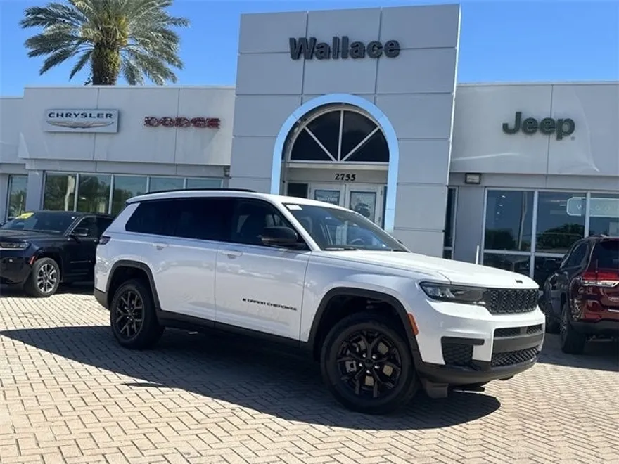 2025 Jeep Grand Cherokee Altitude X photo 1