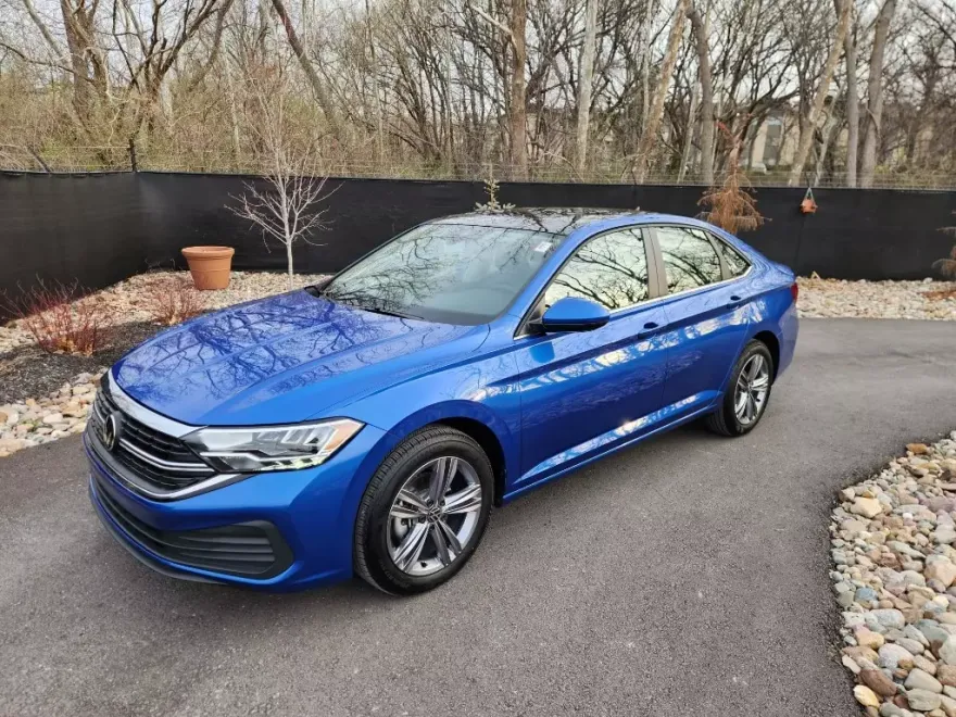 2024 Volkswagen Jetta 1.5T SE photo 1