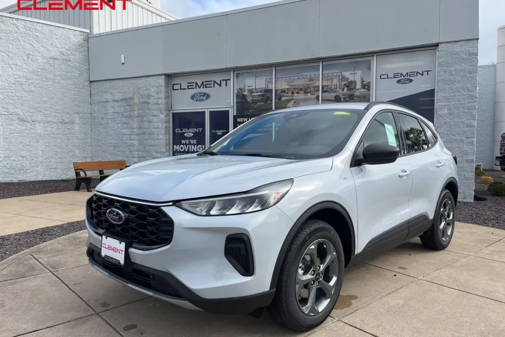 2025 Ford Escape ST-Line photo 1