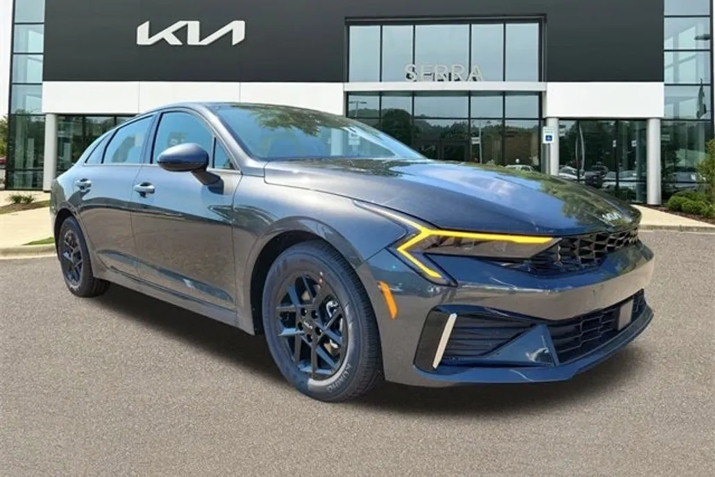 2026 Kia K5 LXS photo 1