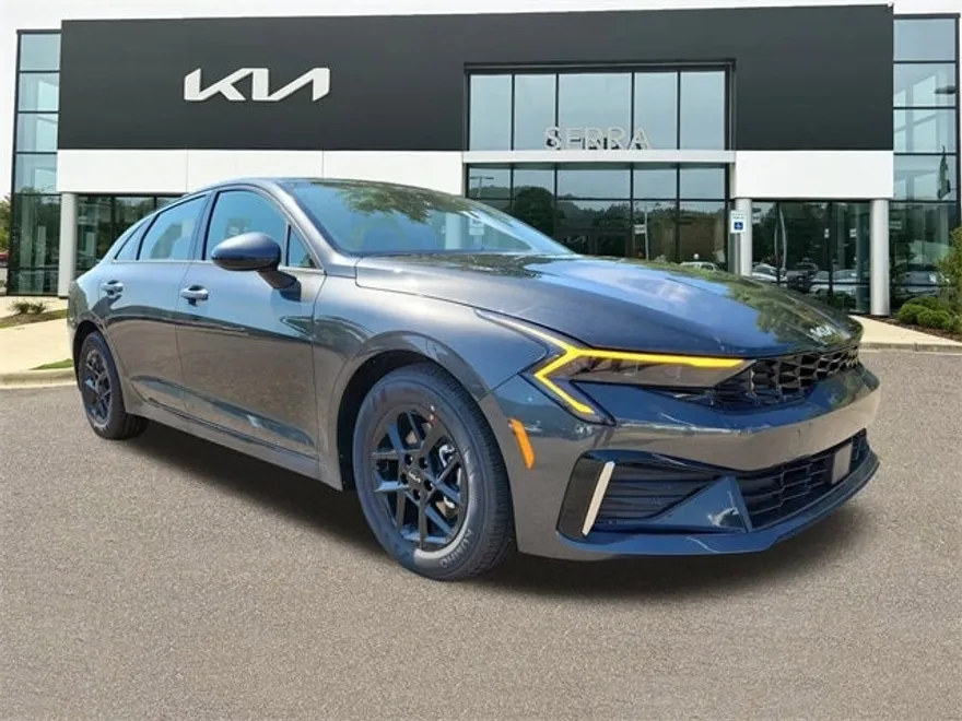 2026 Kia K5 LXS photo 1