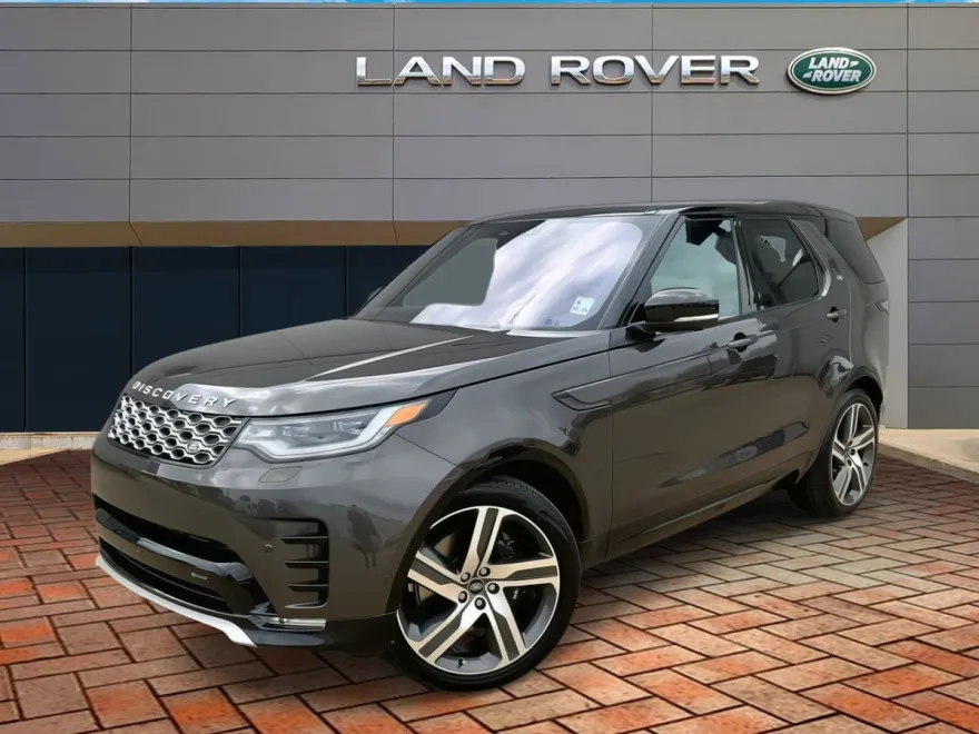 2023 Land Rover Discovery Metropolitan Edition photo 1