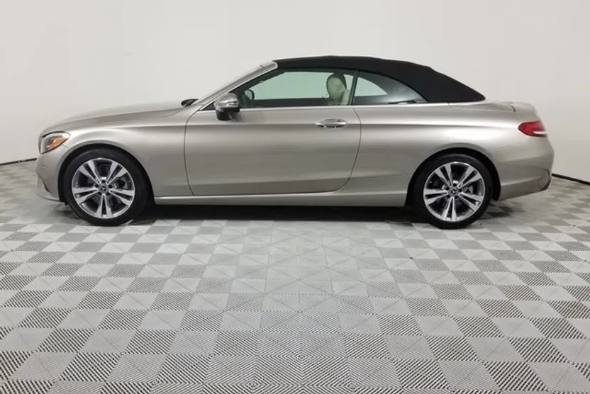 2020 Mercedes Benz C 300 photo 1