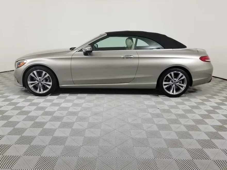 2020 Mercedes Benz C 300 photo 1