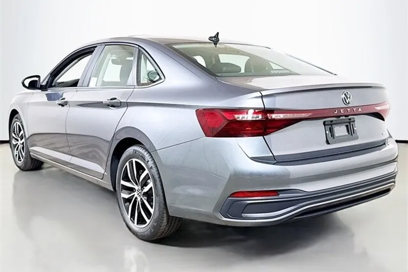2025 Volkswagen Jetta 1.5T SE photo 1