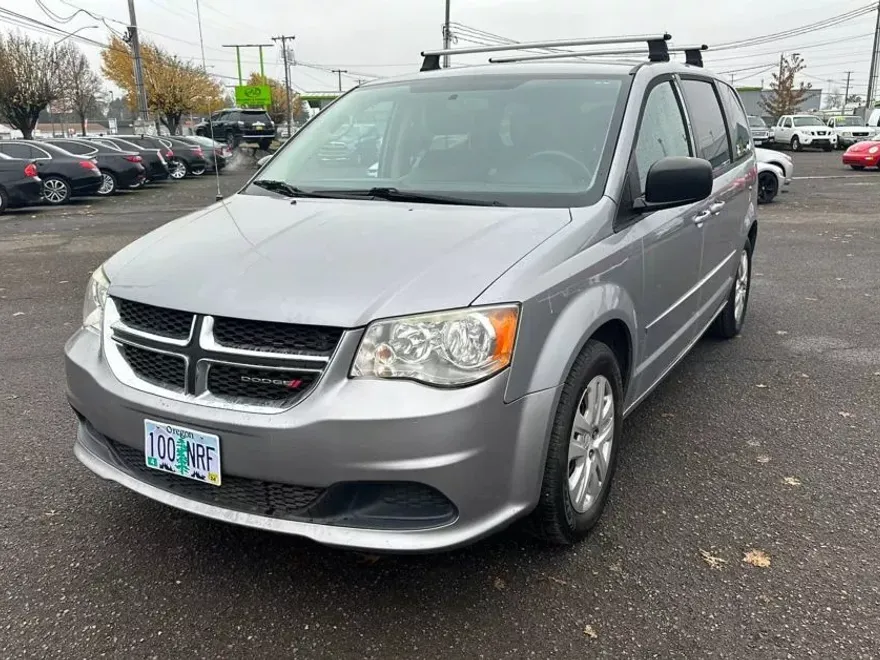2015 Dodge Grand Caravan photo 1
