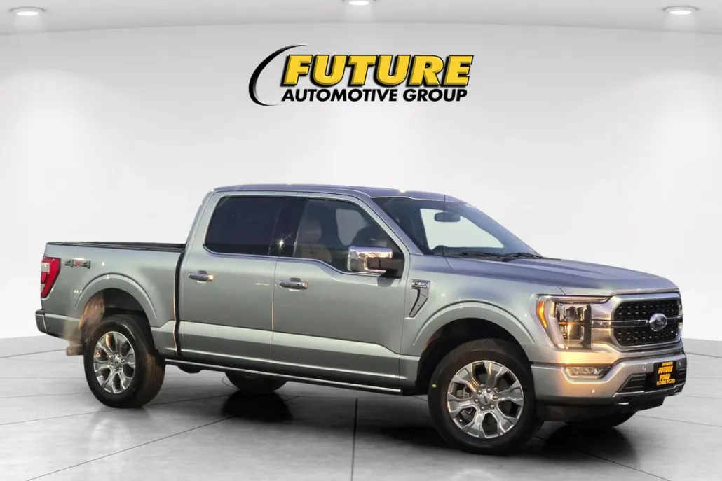 2023 Ford F-150 Platinum photo 1