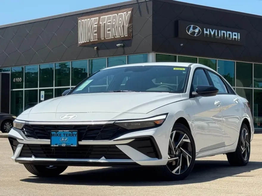 2025 Hyundai Elantra Hybrid SEL Sport photo 1