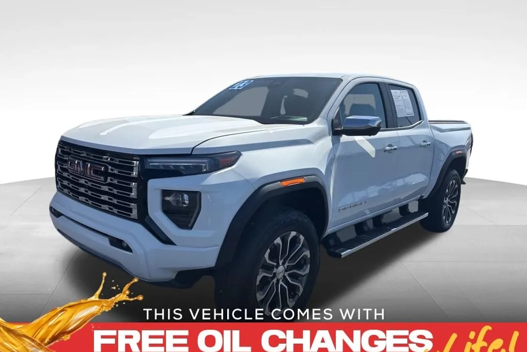 2023 Gmc Canyon Denali photo 1