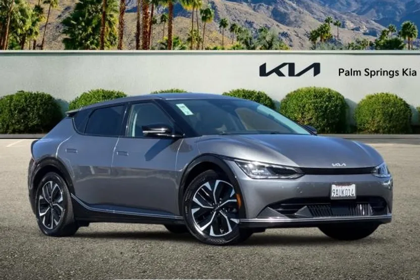 2022 Kia EV6 Wind photo 1