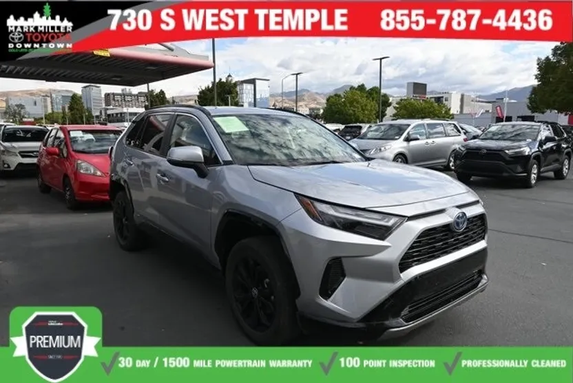 2024 Toyota RAV4 Hybrid SE photo 1