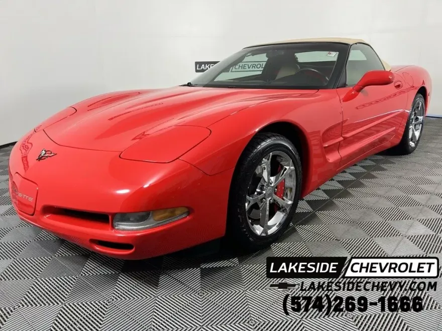2004 Chevrolet Corvette Base Convertible photo 1