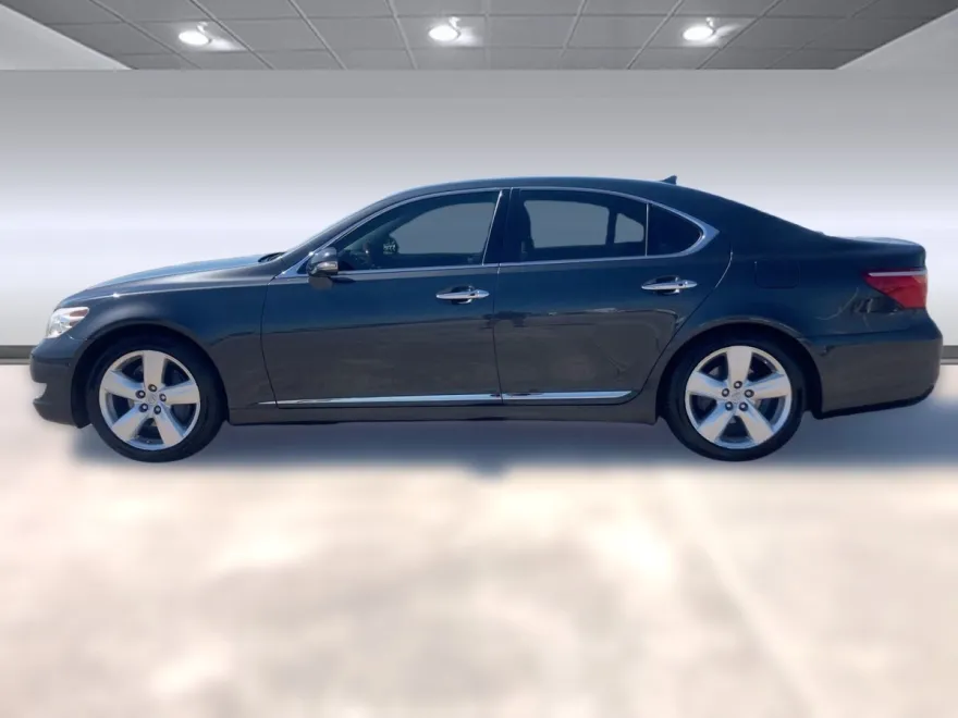 2011 Lexus LS 460 photo 1