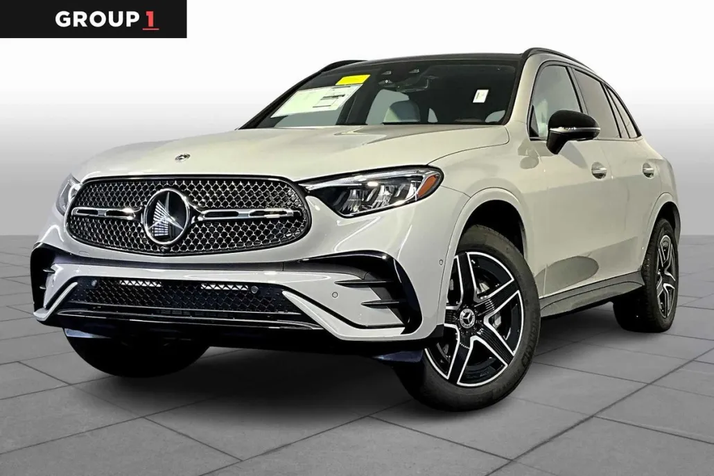 2026 Mercedes Benz GLC 300 4MATIC photo 1