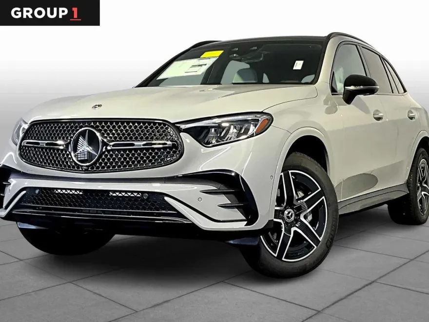 2026 Mercedes Benz GLC 300 4MATIC photo 1